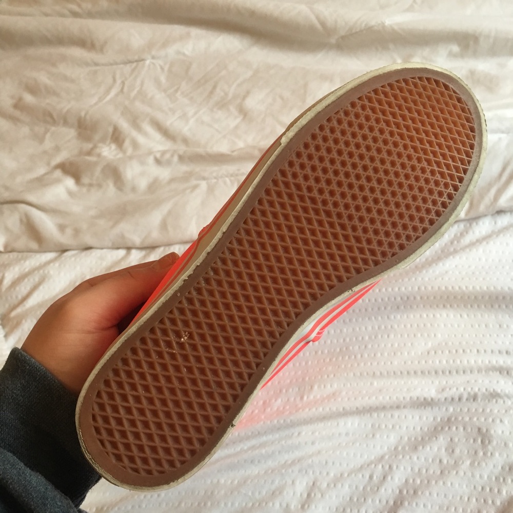 Pink Vans - Picture 3 of 4